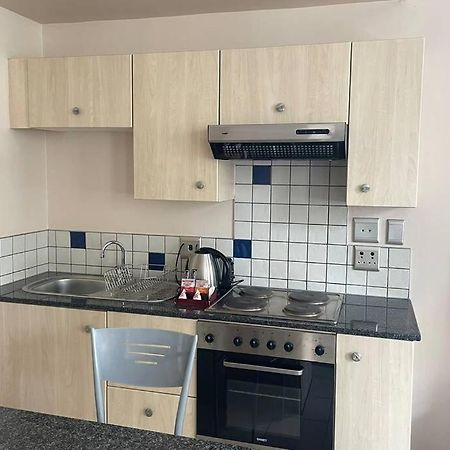 Cool & Easy Flat In The Heart Of Marshalltown Johannesburg Exteriör bild