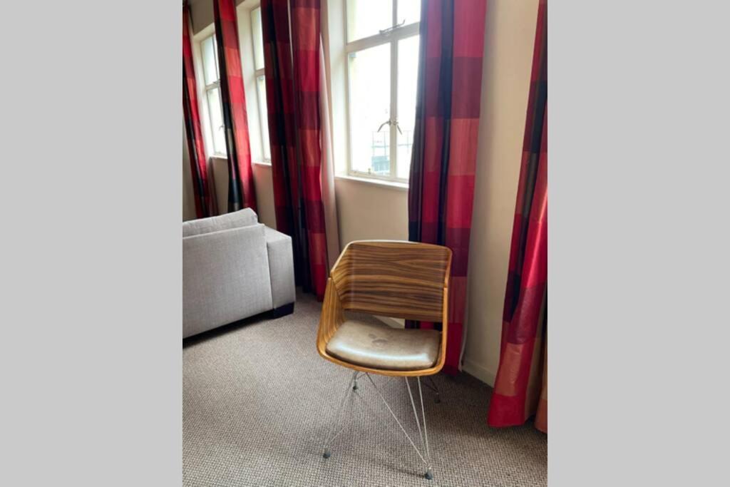Cool & Easy Flat In The Heart Of Marshalltown Johannesburg Exteriör bild
